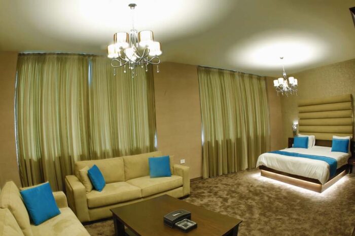 family-suite-room